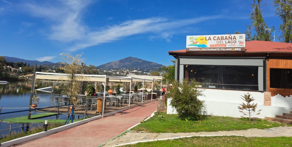 La Cabaña del Lago Marbella | CABLE SKI MARBELLA